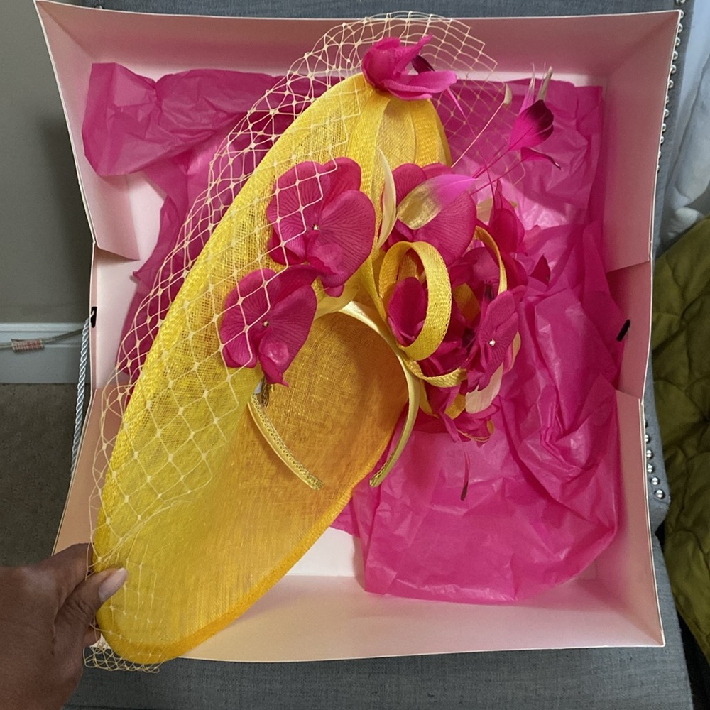 Derby/tea Fascinator
